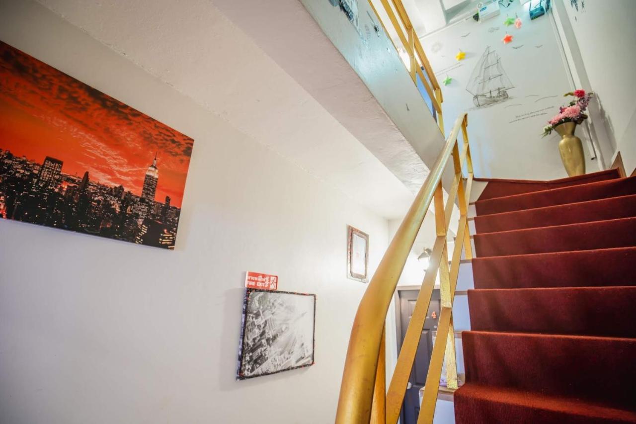 Menulis Coolly House Patong B&B 외부 사진