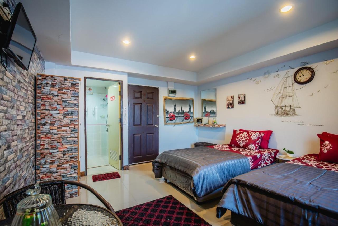 Menulis Coolly House Patong B&B 외부 사진