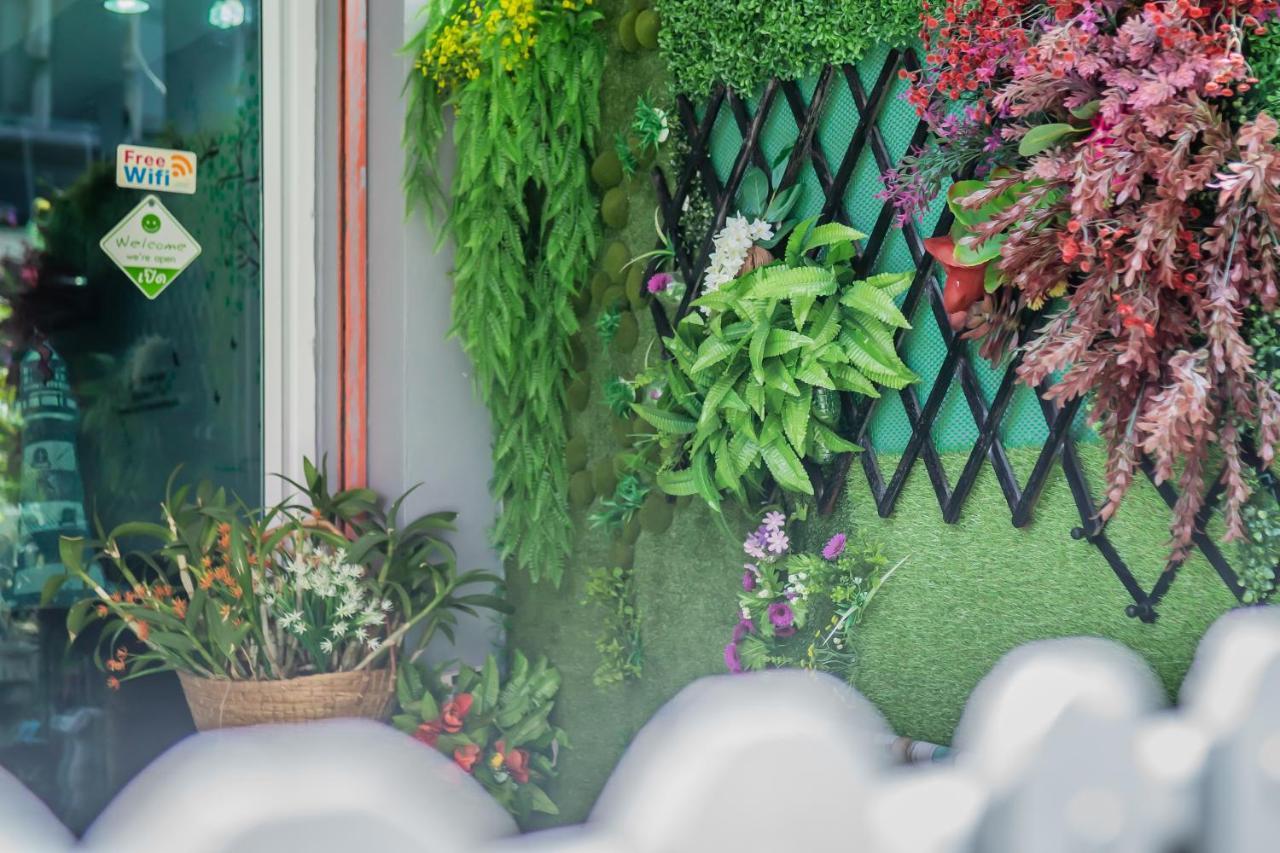 Menulis Coolly House Patong B&B 외부 사진