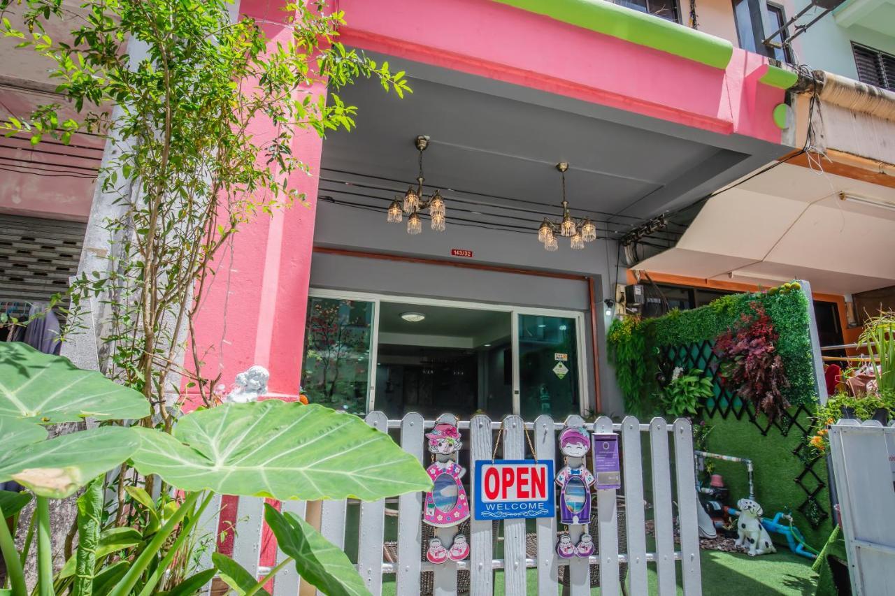 Menulis Coolly House Patong B&B 외부 사진