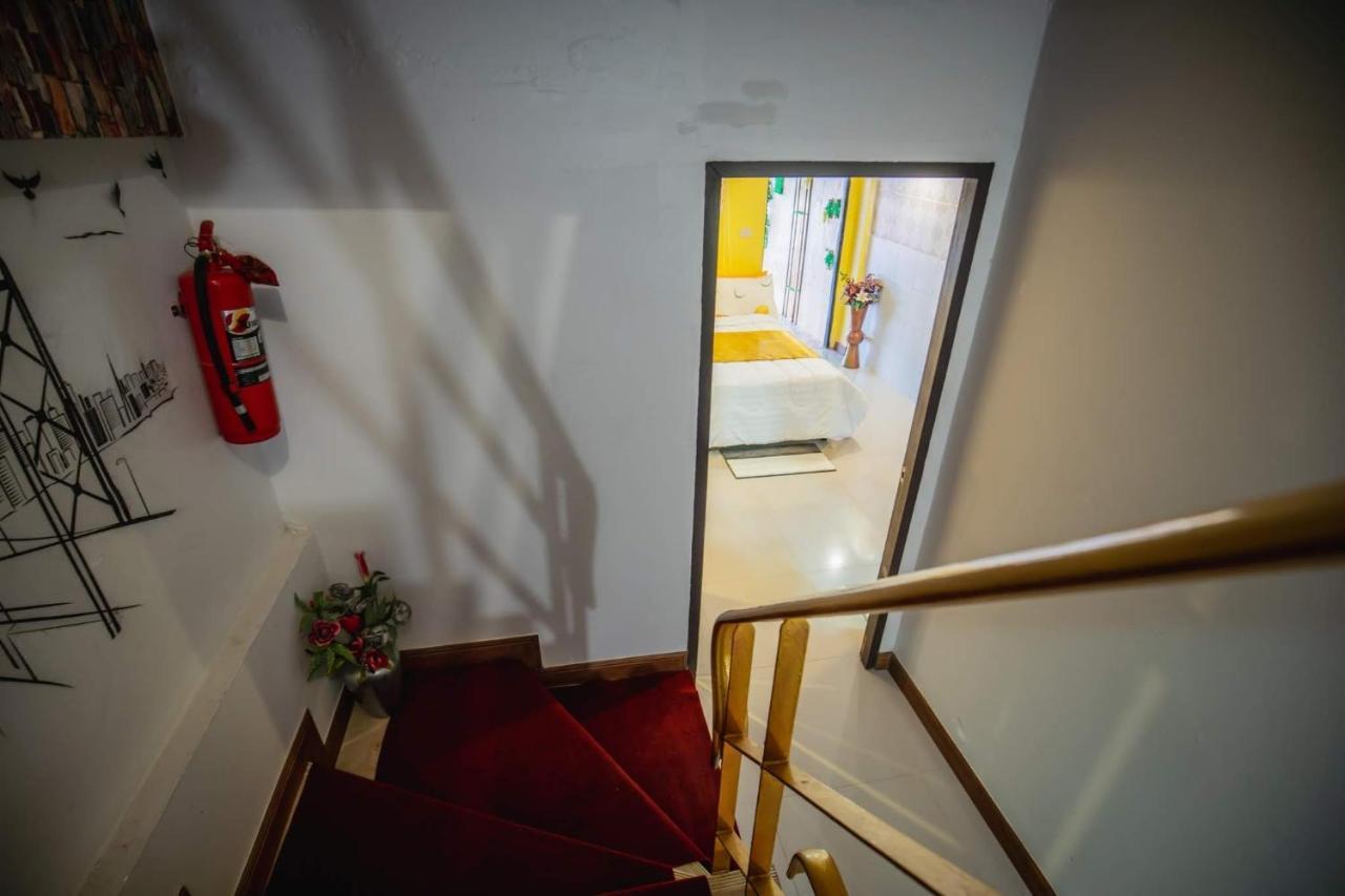 Menulis Coolly House Patong B&B 외부 사진
