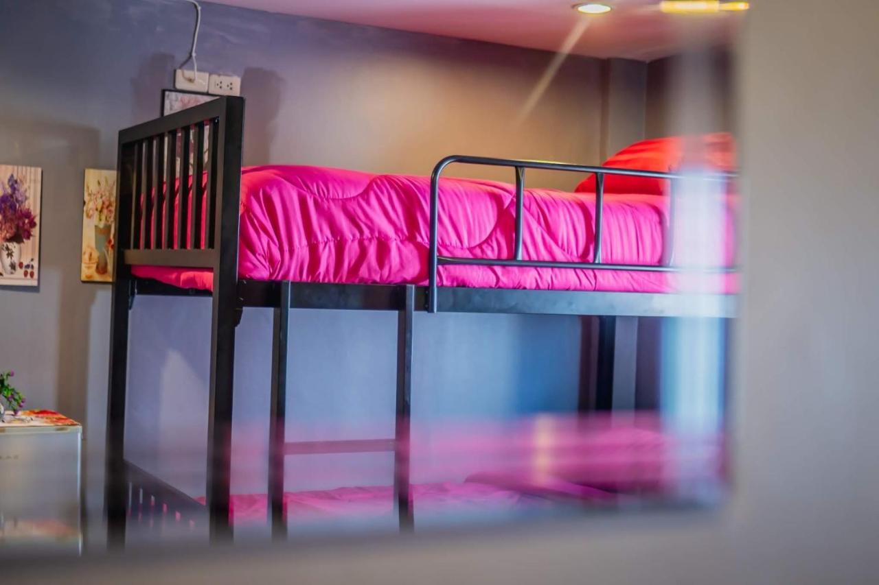 Menulis Coolly House Patong B&B 외부 사진