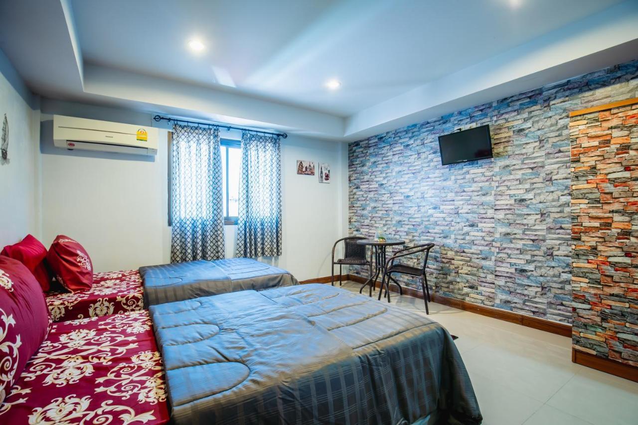 Menulis Coolly House Patong B&B 외부 사진